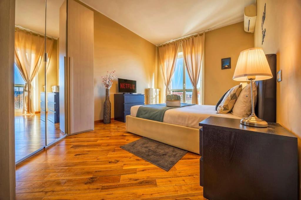 Sunny & Updated Flat With Panoramic City View 50M From M4 Stop 밀라노 외부 사진